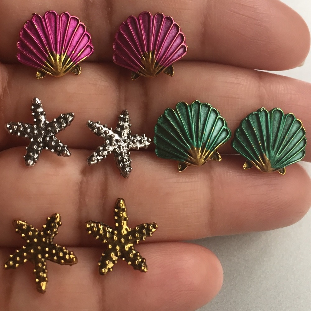 Seashells and starfishes earrings set